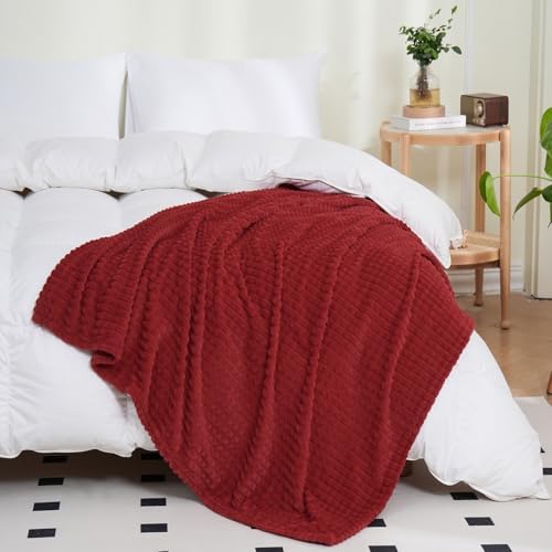 Puncuntex Fleece Throw Blanket Red 108"×90" with Square Grid Design - Image 2