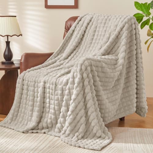 BEDELITE 3D Checked Linen Fleece Twin Throw Blanket for Bed, 60x80 Inch by BEDELITE