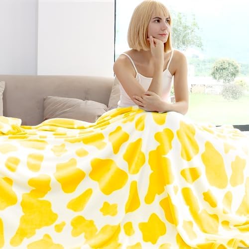 Fleece Blanket Soft Cozy Yellow Throw Blanket 50"x60" Lightweight Decorative Blanket for Couch Bed Yellow Gifts for Teens Girls Women Birthday - Image 2