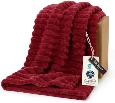 Bedsure Soft Red Throw Blanket for Couch Decor Gifts 50"x70" by BEDSURE