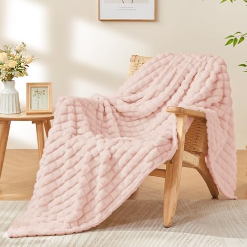 BEDELITE 3D Checked Pink Fleece Throw Blanket for Couch, 50x60 Inches by BEDELITE