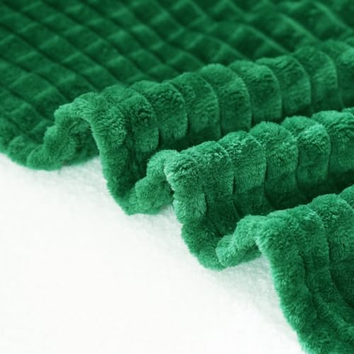 Puncuntex Throw Blanket Classic Green 90"×90" with Square Grid Design - Image 3