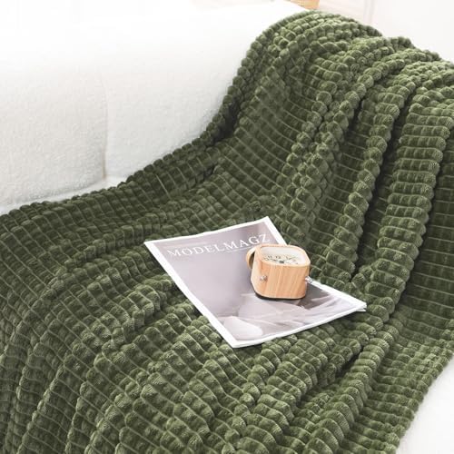 Puncuntex Fleece Throw Blanket Olive Green 60"×80" with Square Grid Design - Image 5