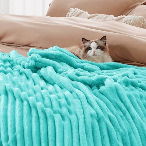 Bedsure Soft Cal King Size Blanket for Bed Blue Fog 102"x96" - Image 3