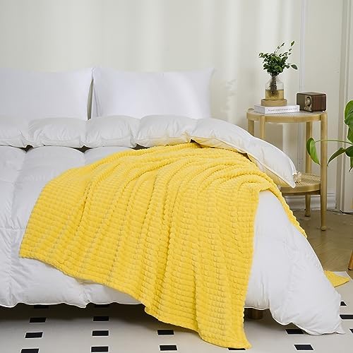 Puncuntex Fleece Throw Blanket Bright Yellow 60"×80"with Square Grid Design - Image 4