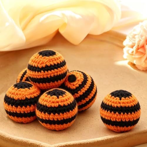 Halloween Theme Cat Toys Ball with Bell, Hand-Knitted Woolen Yarn Cat Ball - Image 2