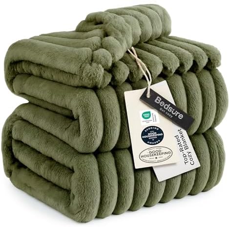 Bedsure Soft Full Size Fleece Blankets for Bed Moss 84"x90" by BEDSURE