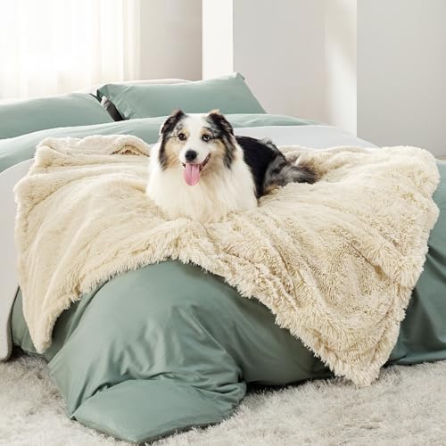 Bedsure Waterproof Dog Blankets for Large Dogs, Fluffy Faux Fur, 50×60" by BEDSURE