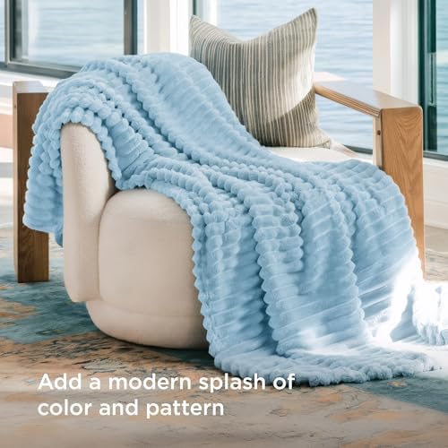 Bedsure Soft Light Blue Throw Blanket for Couch Decor Gifts 50"x60" - Image 3