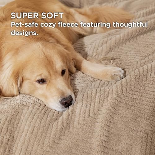 Bedsure Ultra Soft Dog Blankets for Medium Dogs Cats 300GSM Fleece,30x40" - Image 2