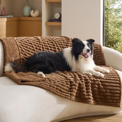 Bedsure ComfyFleece® Waterproof Dog Blankets for Large Dogs,50x60" by BEDSURE