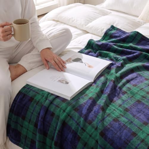 BEDELITE Christmas Fleece Twin Blanket for Couch & Bed, Blue & Green - Image 6