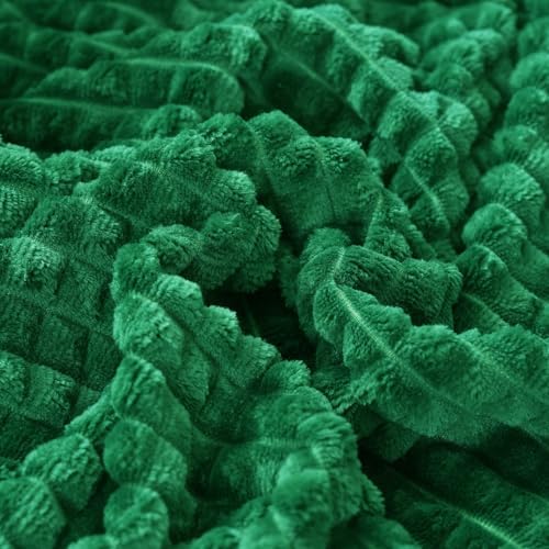 Puncuntex Throw Blanket Classic Green 50"×60" with Square Grid Design - Image 4