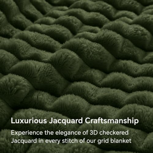 BEDELITE 3D Checked Olive Green Throw Blanket for Couch, 50x60 Inches - Image 3
