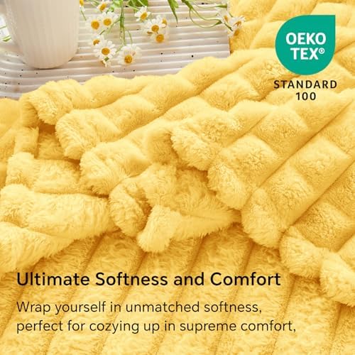 BEDELITE 3D Checked Light Yellow Fleece Throw Blanket for Couch, 50x70 Inch - Image 4