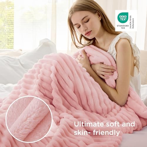 Bedsure Soft Coral Pink Throw Blanket for Couch Decor Gifts 50"x70" - Image 4