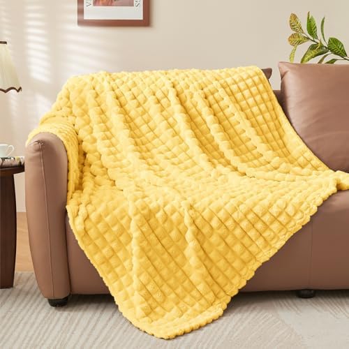 BEDELITE 3D Checked Light Yellow Fleece Throw Blanket for Couch, 50x70 Inch - Image 7
