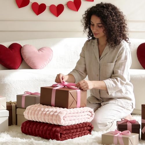 BEDELITE 3D Checked Burgundy Fleece Throw Blanket for Couch, 50x60 Inches - Image 2