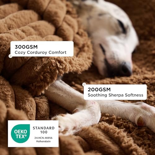 Bedsure ComfyFleece® Waterproof Dog Blankets for Medium Dogs 30"x40" - Image 2