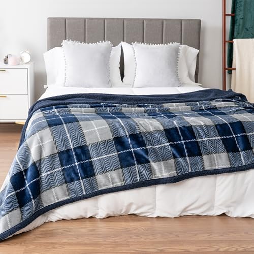 PAVILIA Twin Plaid Sherpa Throw Blanket for Couch Sofa Bed, Navy, 60x80 - Image 2