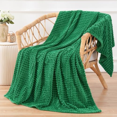 Puncuntex Throw Blanket Classic Green 50"×60" with Square Grid Design - Image 2