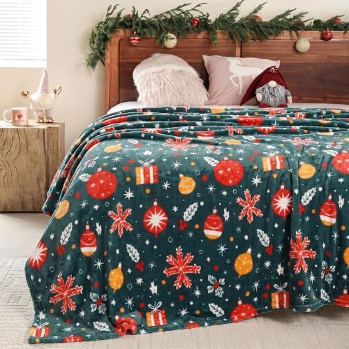 Gogreen Cozy Printed Throw Christmas Blanket - 300 GSM Fleece Throw Size for Home Decoration, Ultra Soft Microfiber Blanket (Throw - 50" x 60", Christmas Light) - Image 3