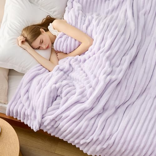 Bedsure Soft King Size Blankets for Bed Lavender Fog 108"x90" - Image 4