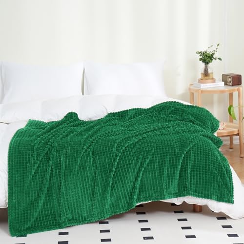 Puncuntex Throw Blanket Classic Green 50"×60" with Square Grid Design - Image 6