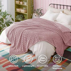 Bedsure Soft Full Size Fleece Blankets for Bed Pink 84"x90" - Image 5