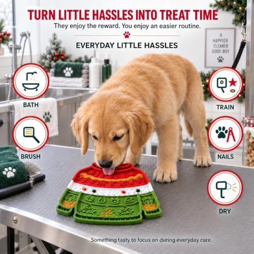 Christmas Lick Mat for Dogs, Puppies & Cats, 29 Suction Cups - Image 5