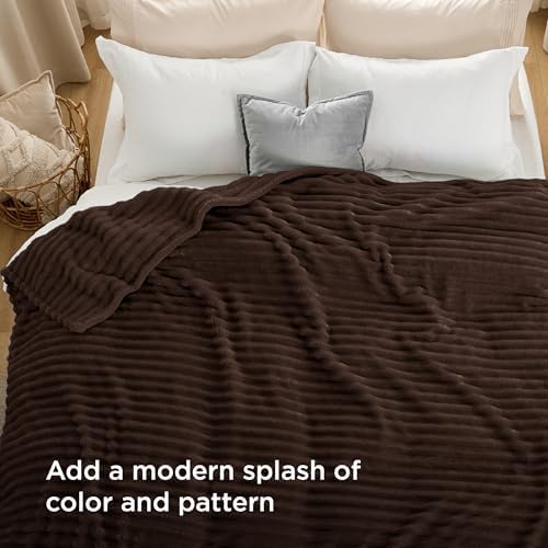 Bedsure Soft King Size Blankets for Bed Chocolate Brown 108"x90" - Image 3