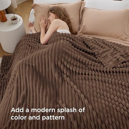 Bedsure Soft Full Size Fleece Blankets for Bed Brown 84"x90" - Image 3