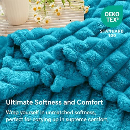 BEDELITE 3D Checked Teal Fleece Throw Blanket for Couch, 50x60 Inches - Image 6
