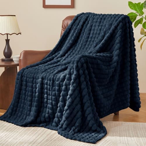 BEDELITE 3D Checked Navy Fleece Twin Throw Blanket for Bed, 60x80 Inch - Image 3