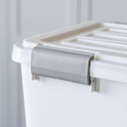 IRIS USA Dog Food Storage Container, Up to 30 lbs, White, Made in USA | Includes 2-Cup Sccop, Stacklable, BPA-Free, 4 Secure Latches, Bird Seed, Chicken Feed, Pellets, Camping