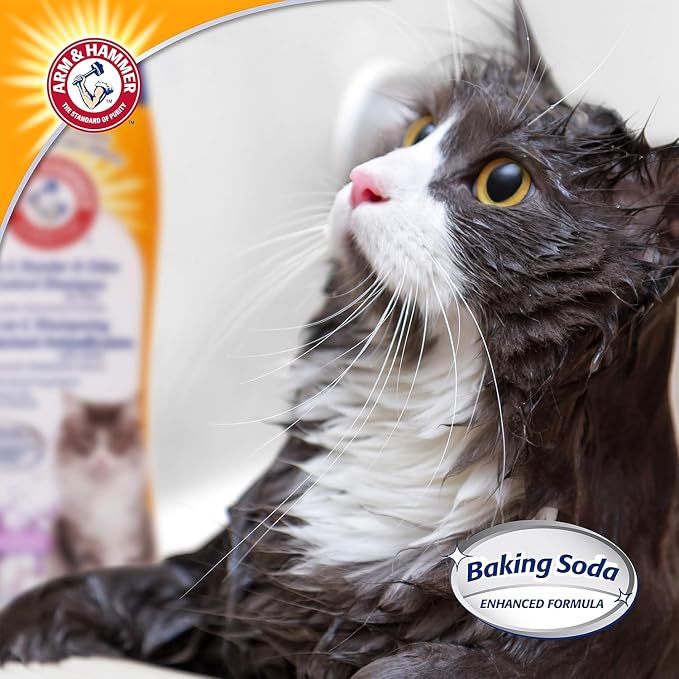 Arm & Hammer 2-in-1 Deodorizing Cat Shampoo, Lavender, 20 Fl Oz, 2-Pack | Baking soda formula reduces dander while cleaning and deodorizing the coat in one wash