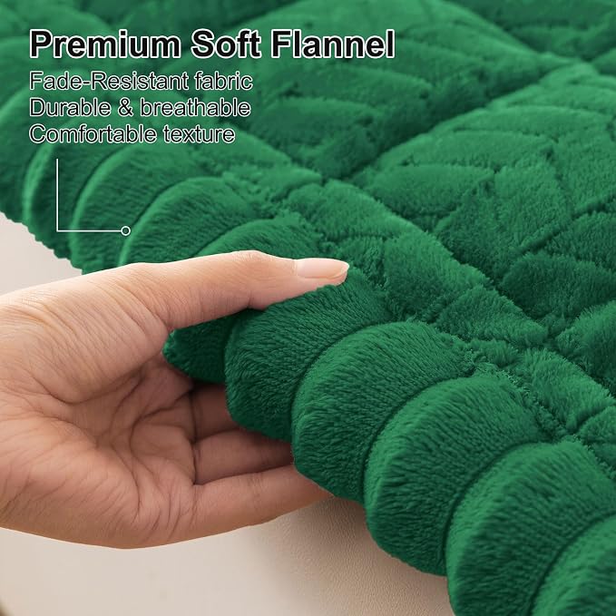 Smiry Couch Cover for Dogs, Non Slip Fuzzy Pet Sofa Covers Washable | Sofa Slipcovers for 2-3 Cushion Couch, Soft Thick Furniture Protector for Cats Dogs, Against Fur, Dirt, Scratch (35.4"x63")