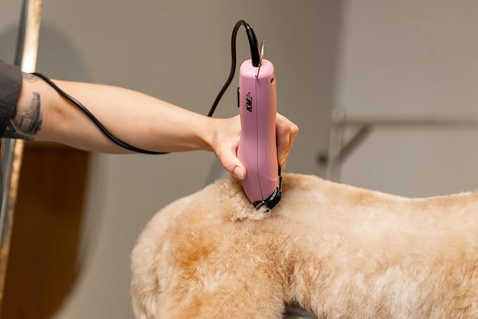 Wahl Pro Animal Thick-Curly Coat Clipper - Professional Pet Clipper for Curly Hair - Fur Care for Dogs & Cats - 2-Speed & Corded - Lightweight & Quiet - Durable - Ergonomic Design - Pink