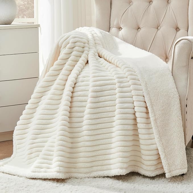 Waterproof Calming Dog Blanket for Large Dogs, Noiseless Soft Plush Pet Blanket for Bed, 500GSM Thick Faux Fur Pet Throw, Cozy Couch Furniture Protection Washable, Cream, 50x60IN