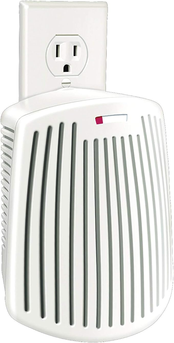 Hamilton Beach TrueAir Plug-Mount Odor Eliminator with Carbon Filter | Green Mountain Scent Cartridge | For Common Household-Smells, Tobacco, Pet, Bathroom, Trash | On/Off Fan | 04530GM