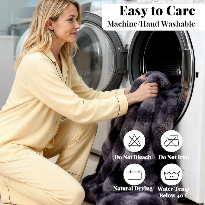 Sofa Cover for Dogs, Anti Slip Couch Covers for 3 Cushion Couch Pet Friendly, Couch Covers for Pets Washable Sofa Slipcovers Sectional Sofa Covers for Dogs Pets Kids, Furniture Protector, 27.6"x82.7"