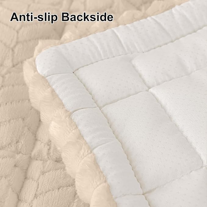 Smiry Couch Cover for Dogs, Non Slip Fuzzy Pet Sofa Covers Washable | Sofa Slipcovers for 3 Cushion Couch, Soft Thick Furniture Protector for Cats Dogs, Against Fur, Dirt, Scratch (27.6"x70.9")