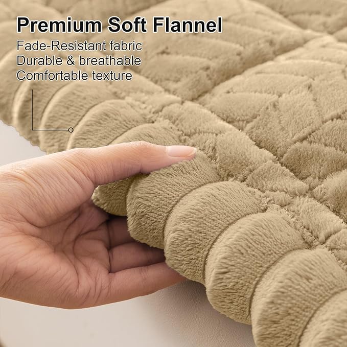 Smiry Couch Cover for Dogs, Non Slip Fuzzy Pet Sofa Covers Washable | Sofa Slipcovers for 3 Cushion Couch, Soft Thick Furniture Protector for Cats Dogs, Against Fur, Dirt, Scratch (43"x82.7")