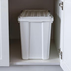 IRIS USA Dog Food Storage Container, Up to 30 lbs, White, Made in USA | Includes 2-Cup Sccop, Stacklable, BPA-Free, 4 Secure Latches, Bird Seed, Chicken Feed, Pellets, Camping