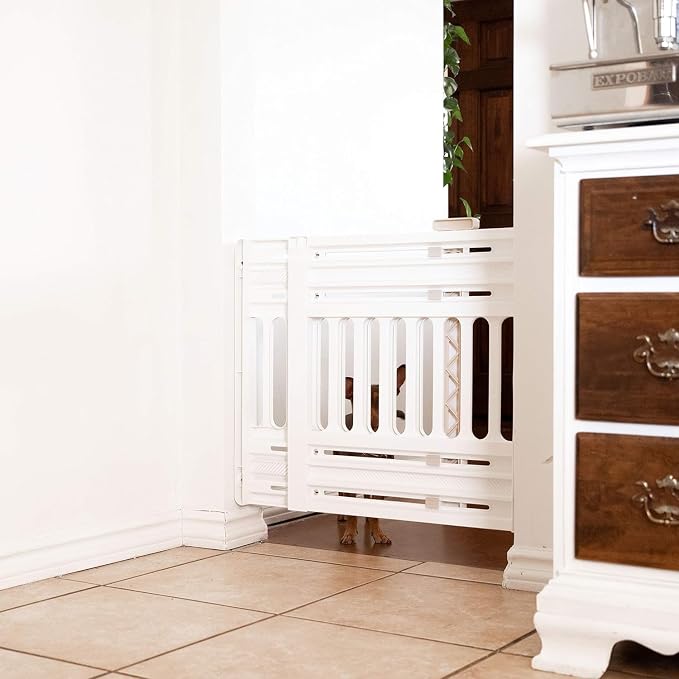 IRIS USA Pet Gate, Adjustable Width, White