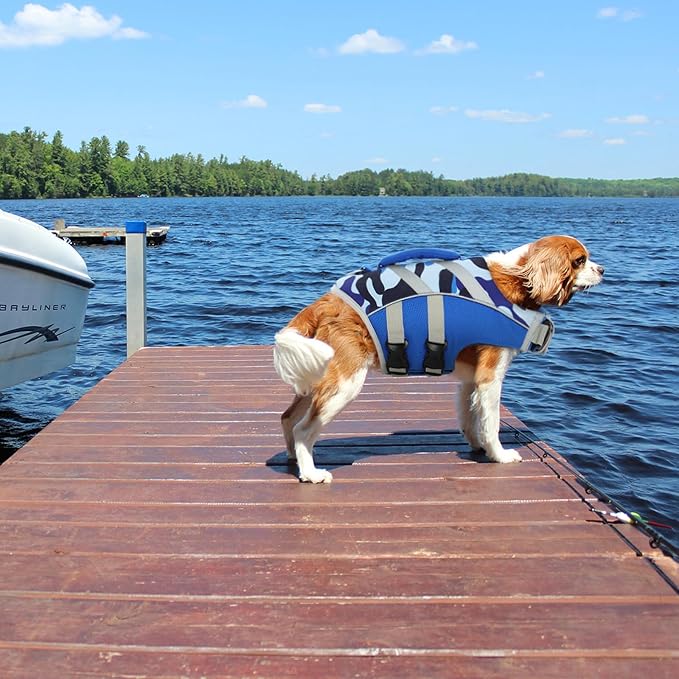 Kuoser Reflective Dog Life Jacket, Dog Life Vest for Swimming Boating | Adjustable Pet Lifejackets, High Flotation Doggie Swimsuit with Rescue Handle for Small Medium Large Dogs