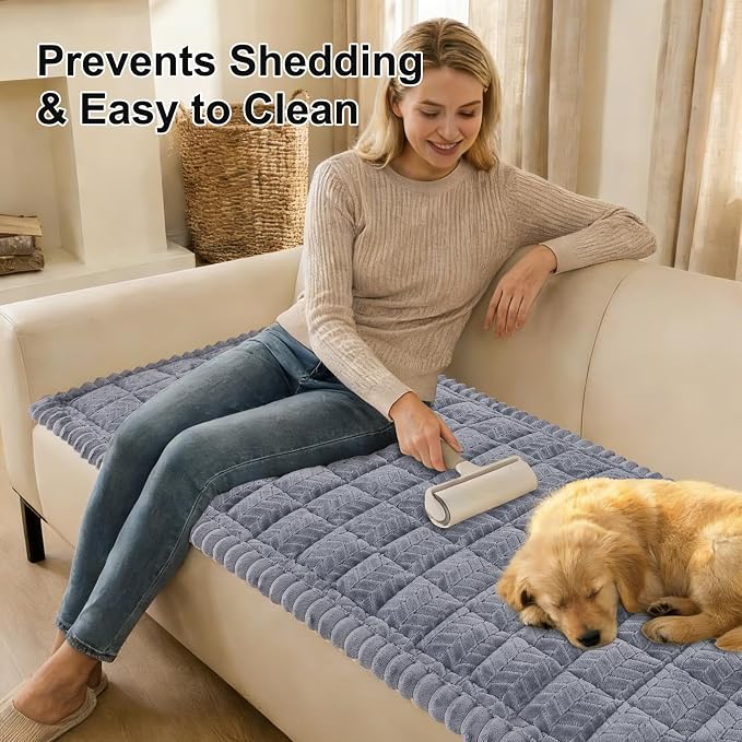 Smiry Couch Cover for Dogs, Non Slip Fuzzy Pet Sofa Covers Washable | Sofa Slipcovers for 3 Cushion Couch, Soft Thick Furniture Protector for Cats Dogs, Against Fur, Dirt, Scratch (35.4"x70.9")