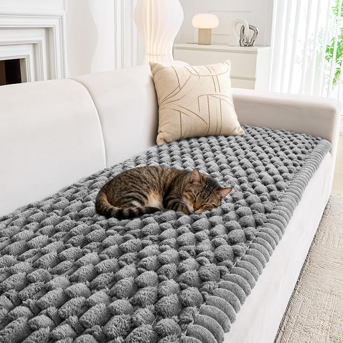 Plush Couch Cover for Dogs Non Slip Pet Sofa Protector, Ultra Soft Washable Couch Cover for Pets, Anti-Slip Backing Furniture Protector for Cats & Dogs, Fits Standard & L-Shape Sofas (3 Sizes)