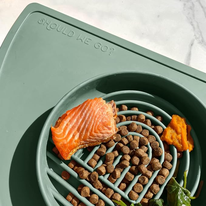 Slow Feeder Dog Bowls - Medium Size Silicone Slow Eating Dog Bowl for Puppies & Dogs with Suction Cup -Dishwasher-Safe, Lick Mat Design, Reduces Gulping,for All Breeds,7.5”x1.5”- Spruce
