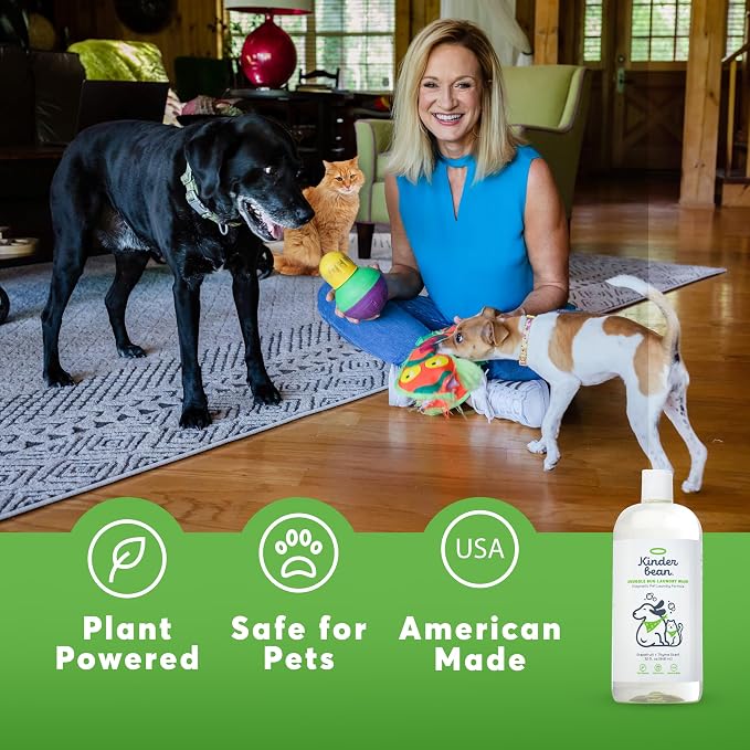 Snugglebug Dog and Cat Laundry Wash, 32 oz | Enzyme Formula Pet Detergent, Removes Pet Odors, Cleans Stains from Cat Urine or Dog Urine